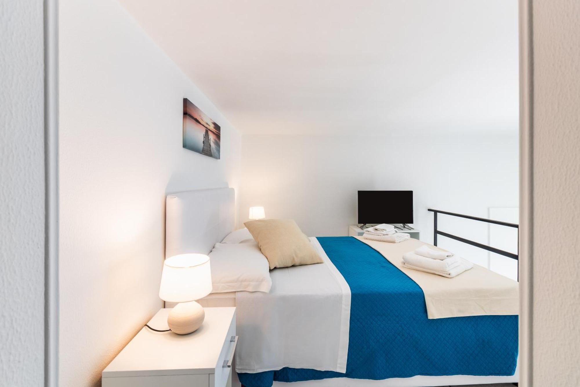 Fronte Mare Apartments & City Views Siraküza Oda fotoğraf